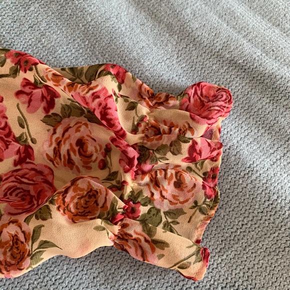 Flower pattern blouse - Picture 3 of 3